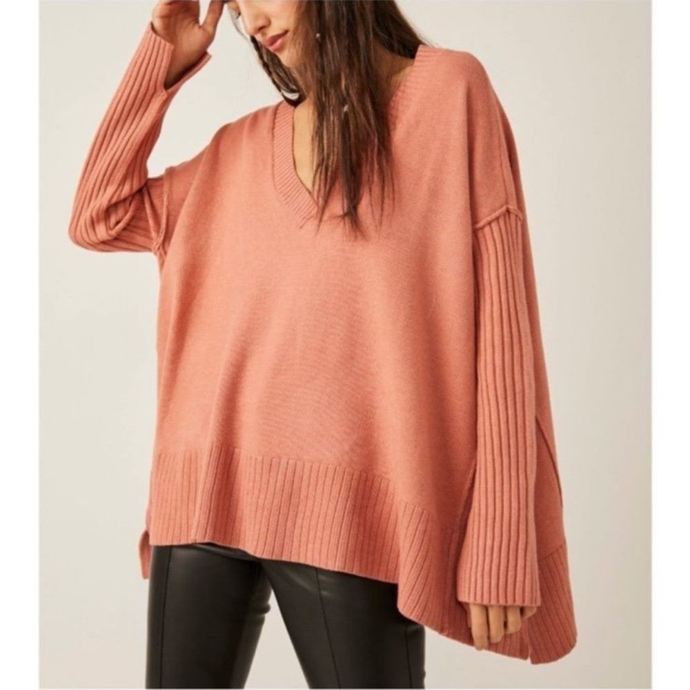 Free People Orion A-Line Oversized V-Neck Sweater Coral Sz XS Boho Coastal NWOT
